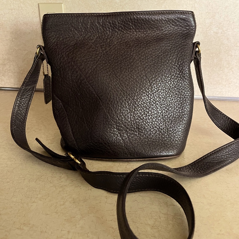 Genuine vintage COACH 4907 brown pebble bucket leather shoulder bag purse